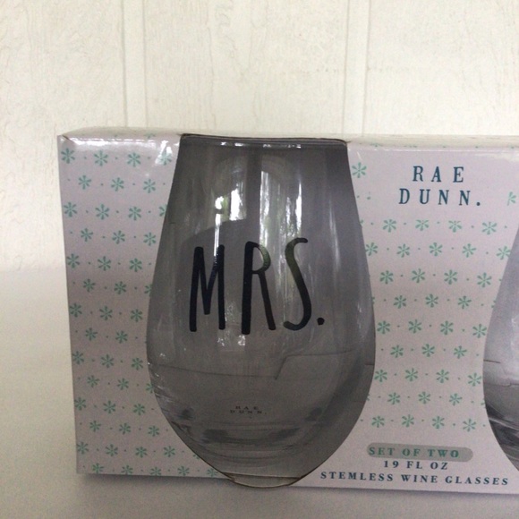 RAE DUNN SET OF TWO WEDDING STEMLESS WINE GLASSES NWT - Picture 4 of 7
